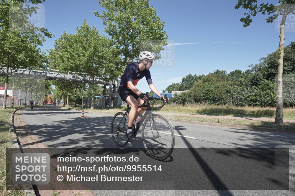 09.08.2026 - GEWOBA Citytriathlon Bremen Michael Burmester http://msf.ph/oto/9955514 09.08.2026 12:20:37 Radfahren 566, 656, 682, 728, 745, 792, 816, 931 meine-sportfotos.de