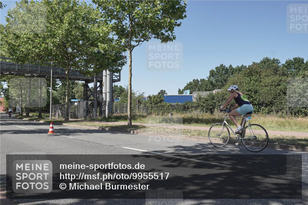 09.08.2026 - GEWOBA Citytriathlon Bremen Michael Burmester http://msf.ph/oto/9955517 09.08.2026 14:48:02 Radfahren 366, 459 meine-sportfotos.de