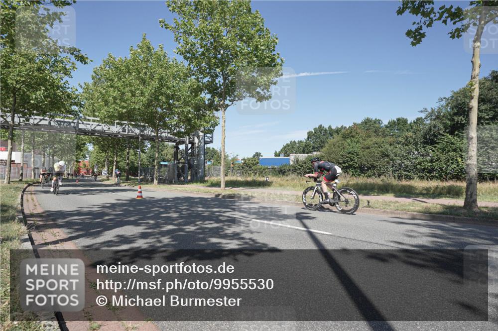 09.08.2026 - GEWOBA Citytriathlon Bremen Michael Burmester http://msf.ph/oto/9955530 09.08.2026 12:20:53 Radfahren 560, 562, 639, 678, 773, 889, 911, 960, 1110 meine-sportfotos.de