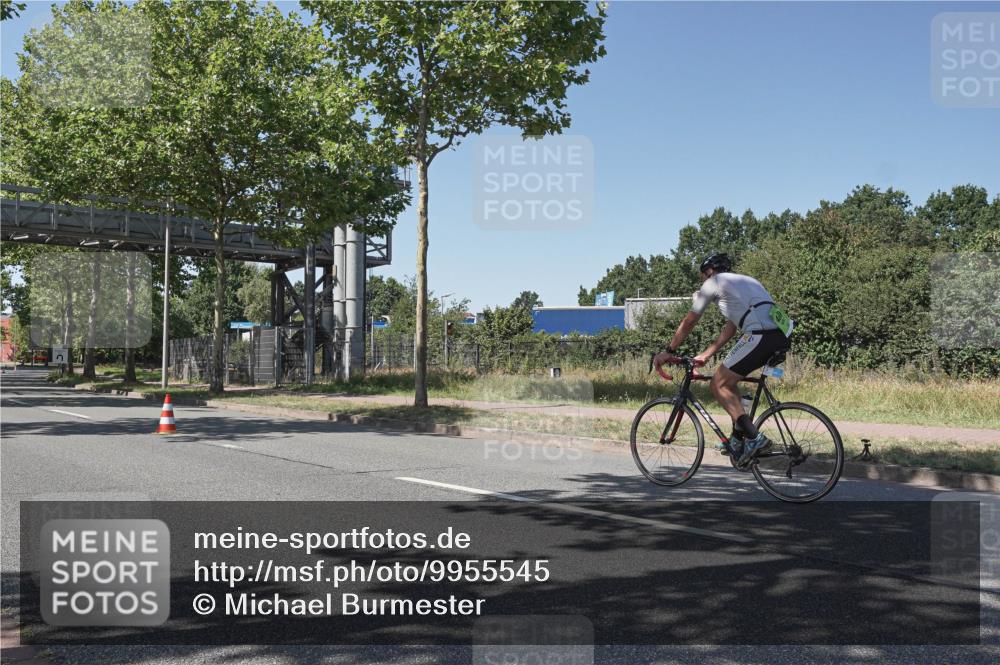 09.08.2026 - GEWOBA Citytriathlon Bremen Michael Burmester http://msf.ph/oto/9955545 09.08.2026 14:51:15 Radfahren  meine-sportfotos.de