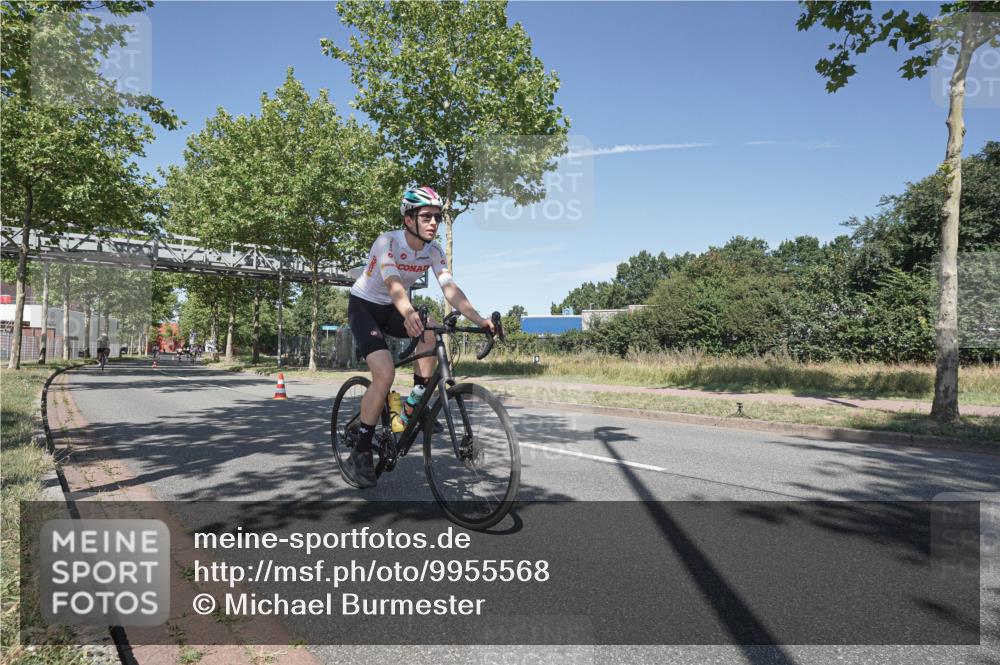 09.08.2026 - GEWOBA Citytriathlon Bremen Michael Burmester http://msf.ph/oto/9955568 09.08.2026 12:21:14 Radfahren 628, 637, 644, 668, 731, 912, 968, 979, 1115, 1132 meine-sportfotos.de
