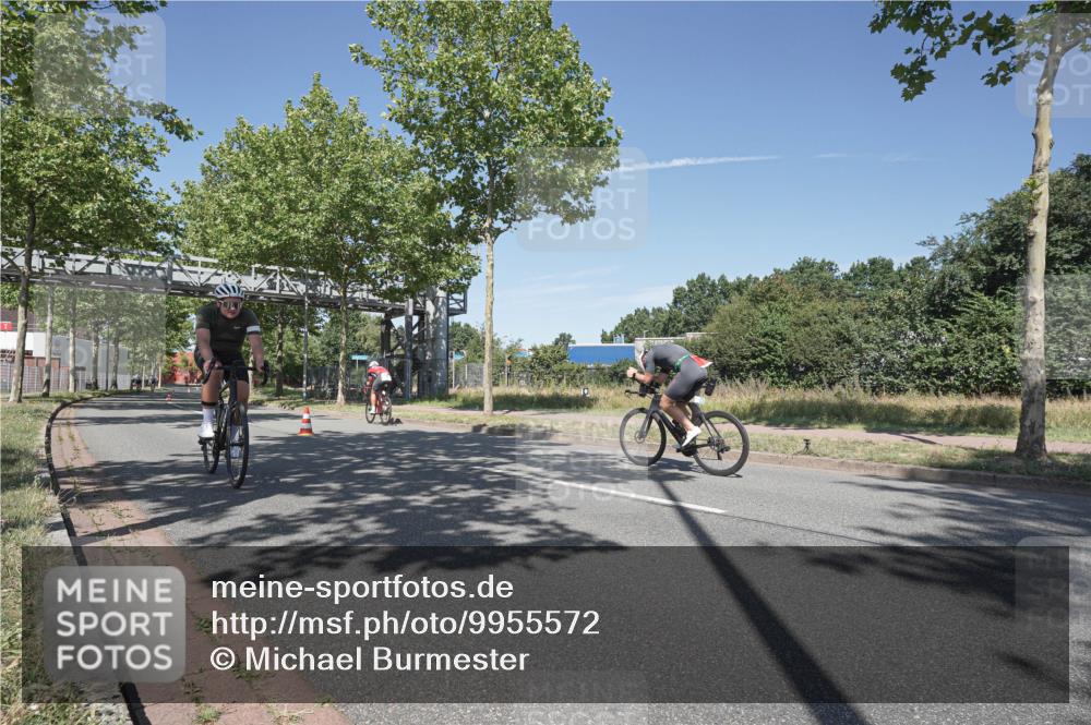 09.08.2026 - GEWOBA Citytriathlon Bremen Michael Burmester http://msf.ph/oto/9955572 09.08.2026 12:21:16 Radfahren 596, 628, 637, 644, 731, 1115, 1132 meine-sportfotos.de