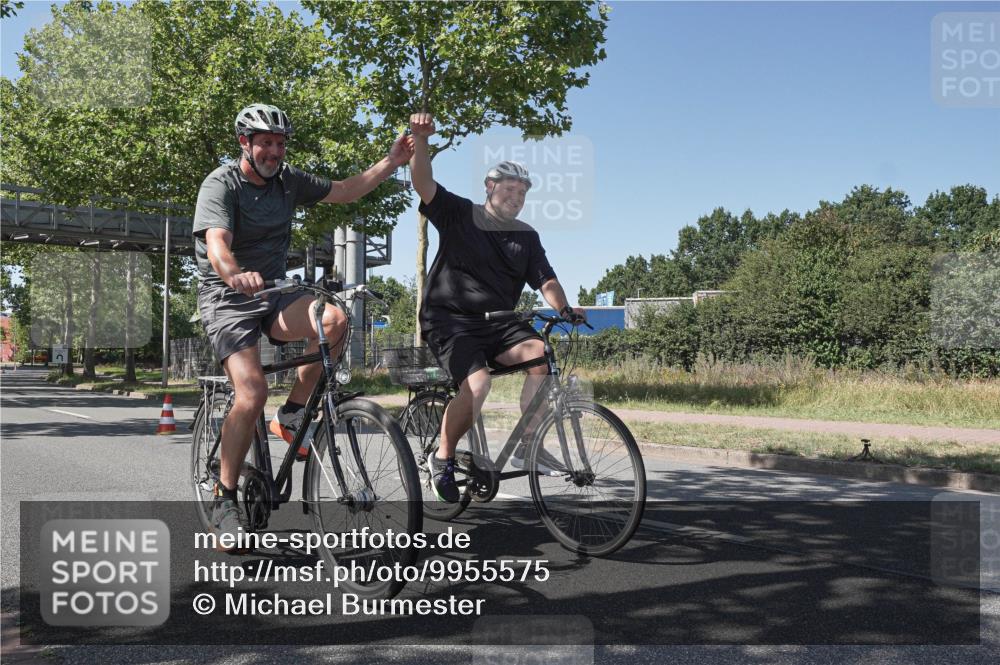 09.08.2026 - GEWOBA Citytriathlon Bremen Michael Burmester http://msf.ph/oto/9955575 09.08.2026 14:58:55 Radfahren 55, 444 meine-sportfotos.de
