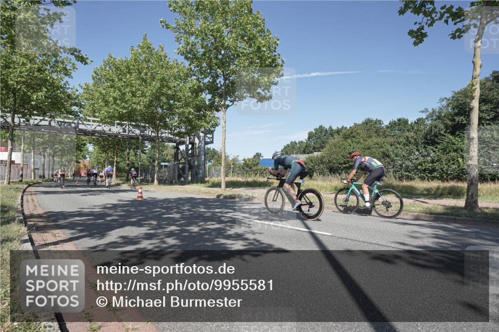 09.08.2026 - GEWOBA Citytriathlon Bremen Michael Burmester http://msf.ph/oto/9955581 09.08.2026 12:21:27 Radfahren 596, 667, 731, 737, 902, 1115 meine-sportfotos.de