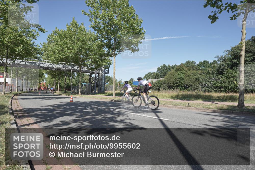09.08.2026 - GEWOBA Citytriathlon Bremen Michael Burmester http://msf.ph/oto/9955602 09.08.2026 12:21:55 Radfahren 571, 604, 626, 759, 768, 796, 834, 876, 885, 953, 998, 1102, 1114, 1156 meine-sportfotos.de