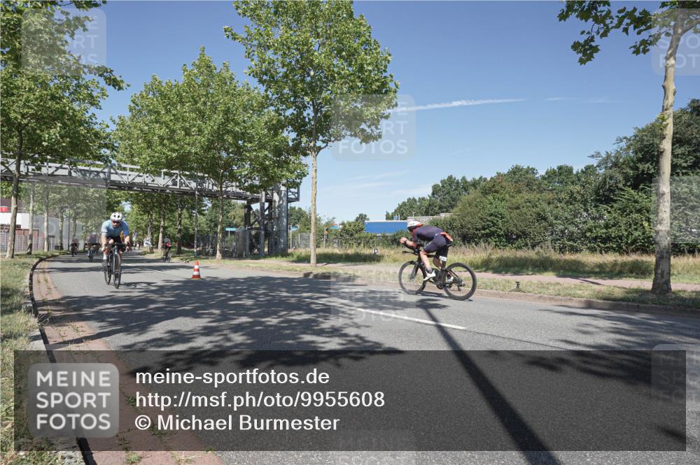 09.08.2026 - GEWOBA Citytriathlon Bremen Michael Burmester http://msf.ph/oto/9955608 09.08.2026 12:22:05 Radfahren 541, 559, 571, 604, 623, 687, 695, 896, 953, 954, 1102, 1114, 1139, 1154 meine-sportfotos.de