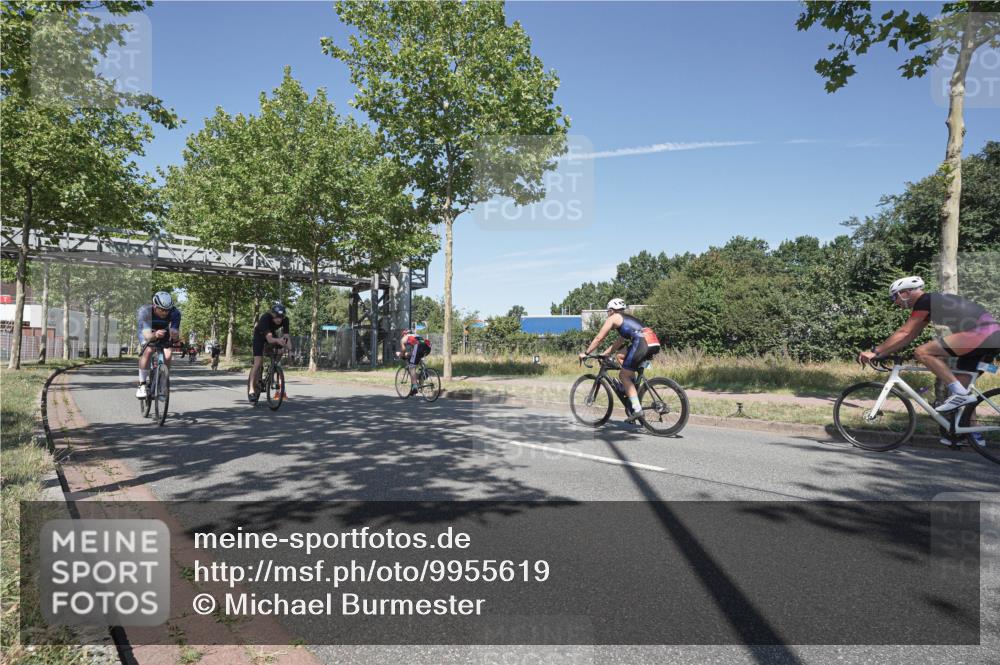 09.08.2026 - GEWOBA Citytriathlon Bremen Michael Burmester http://msf.ph/oto/9955619 09.08.2026 12:22:16 Radfahren 541, 559, 623, 687, 694, 695, 803, 896, 954, 1139, 1154 meine-sportfotos.de