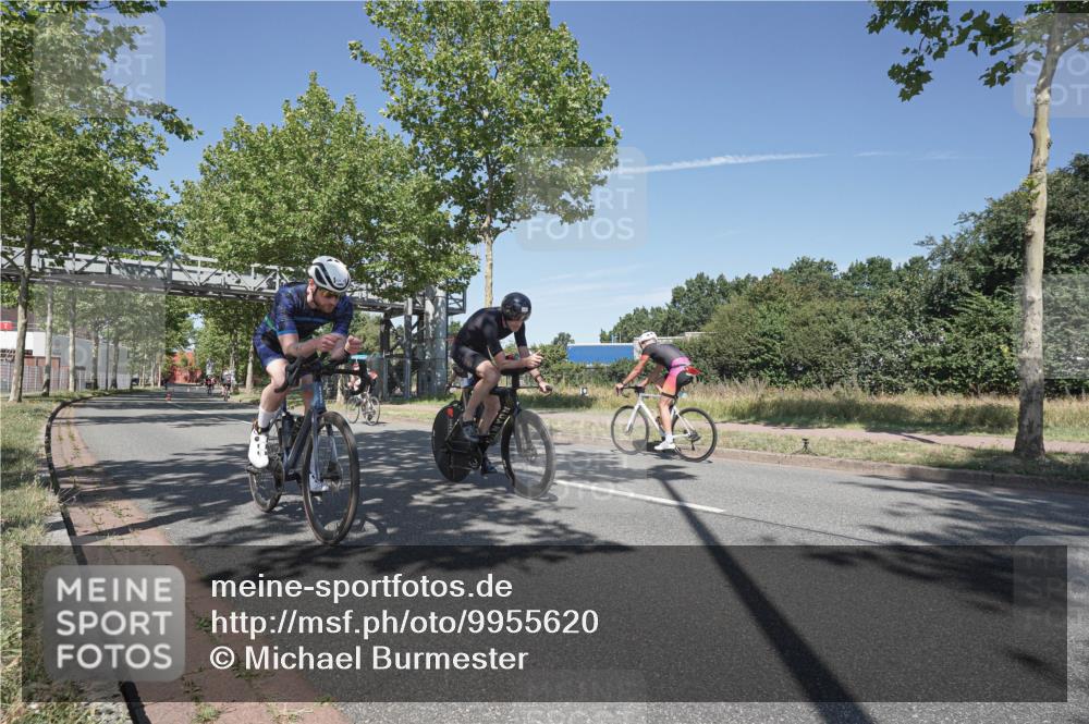 09.08.2026 - GEWOBA Citytriathlon Bremen Michael Burmester http://msf.ph/oto/9955620 09.08.2026 12:22:16 Radfahren 541, 559, 623, 687, 694, 695, 803, 896, 954, 1139, 1154 meine-sportfotos.de