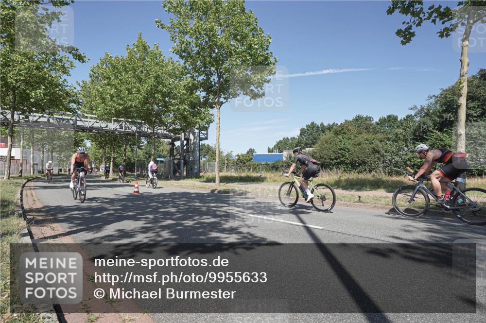 09.08.2026 - GEWOBA Citytriathlon Bremen Michael Burmester http://msf.ph/oto/9955633 09.08.2026 12:22:34 Radfahren 681, 696, 787, 805, 945, 956 meine-sportfotos.de