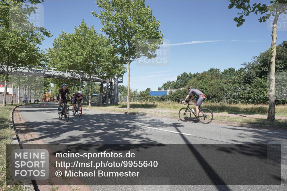 09.08.2026 - GEWOBA Citytriathlon Bremen Michael Burmester http://msf.ph/oto/9955640 09.08.2026 12:22:44 Radfahren 664, 681, 787, 800, 805, 945, 956, 1108 meine-sportfotos.de