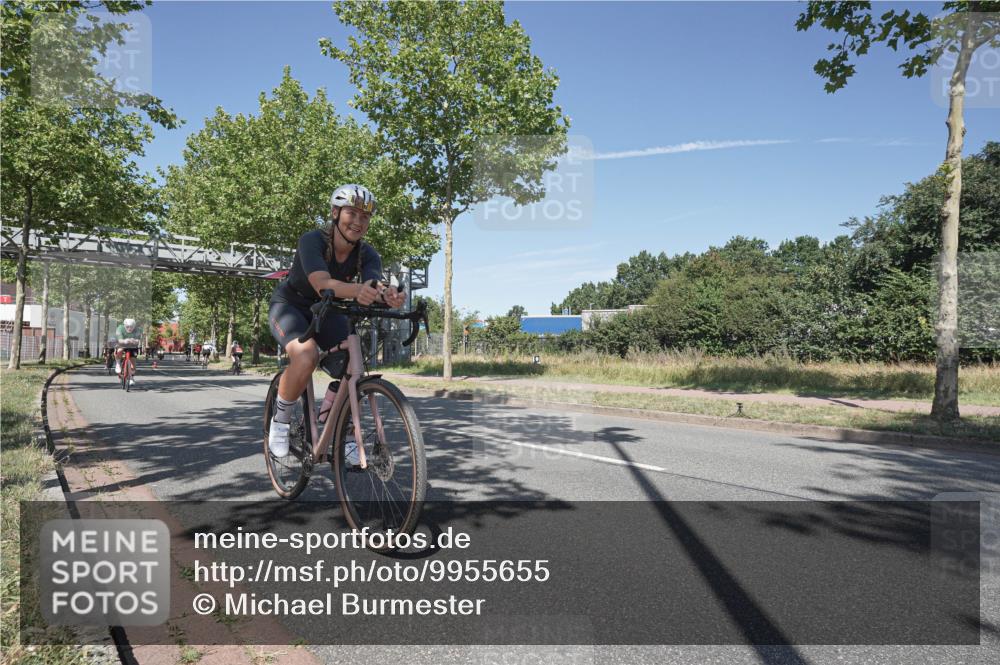09.08.2026 - GEWOBA Citytriathlon Bremen Michael Burmester http://msf.ph/oto/9955655 09.08.2026 12:23:03 Radfahren 612, 699, 783, 809, 915, 919, 933, 940, 966, 972, 1012, 1136 meine-sportfotos.de