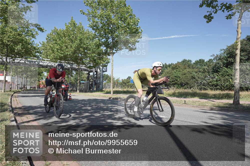 09.08.2026 - GEWOBA Citytriathlon Bremen Michael Burmester http://msf.ph/oto/9955659 09.08.2026 12:23:09 Radfahren 572, 577, 612, 783, 809, 840, 871, 898, 919, 933, 940, 966, 972, 1123, 1136 meine-sportfotos.de