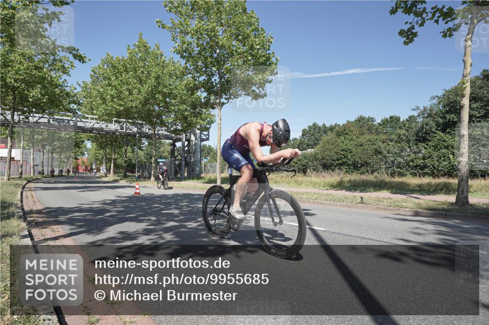 09.08.2026 - GEWOBA Citytriathlon Bremen Michael Burmester http://msf.ph/oto/9955685 09.08.2026 12:23:52 Radfahren 570, 585, 705, 761, 890, 1107, 1124, 1159 meine-sportfotos.de