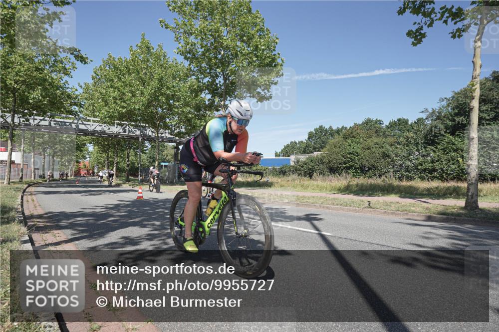 09.08.2026 - GEWOBA Citytriathlon Bremen Michael Burmester http://msf.ph/oto/9955727 09.08.2026 12:24:57 Radfahren 548, 602, 711, 776, 785, 819, 974, 991, 1104, 1140 meine-sportfotos.de