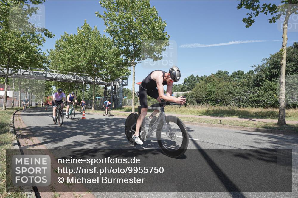 09.08.2026 - GEWOBA Citytriathlon Bremen Michael Burmester http://msf.ph/oto/9955750 09.08.2026 12:25:24 Radfahren 558, 649, 774, 859, 936, 1010, 1106, 1121 meine-sportfotos.de