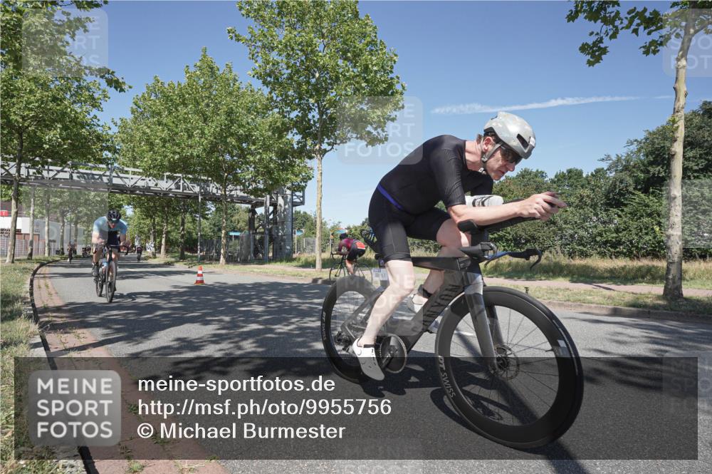 09.08.2026 - GEWOBA Citytriathlon Bremen Michael Burmester http://msf.ph/oto/9955756 09.08.2026 12:25:31 Radfahren 558, 649, 743, 774, 936, 982, 1010, 1106, 1121, 1122 meine-sportfotos.de