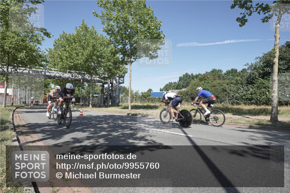 09.08.2026 - GEWOBA Citytriathlon Bremen Michael Burmester http://msf.ph/oto/9955760 09.08.2026 12:25:36 Radfahren 558, 649, 702, 743, 774, 789, 810, 848, 936, 982, 1010, 1121, 1122, 1125 meine-sportfotos.de