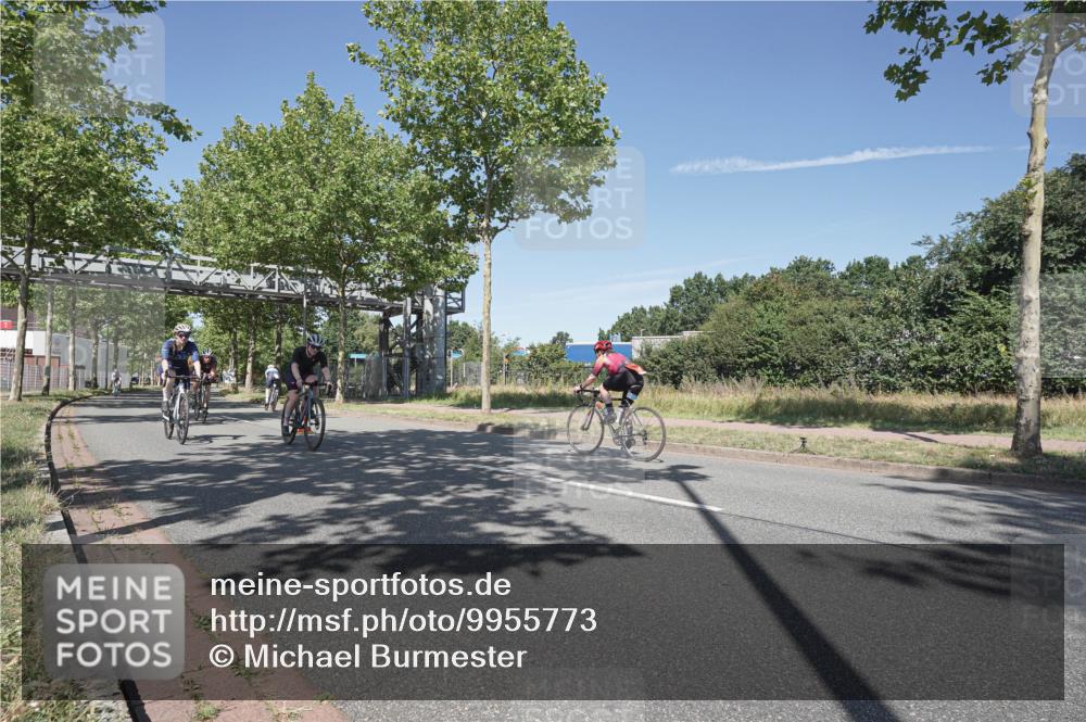 09.08.2026 - GEWOBA Citytriathlon Bremen Michael Burmester http://msf.ph/oto/9955773 09.08.2026 12:25:52 Radfahren 578, 614, 635, 702, 718, 738, 779, 789, 797, 810, 848, 853, 913, 927, 942, 944, 1125 meine-sportfotos.de