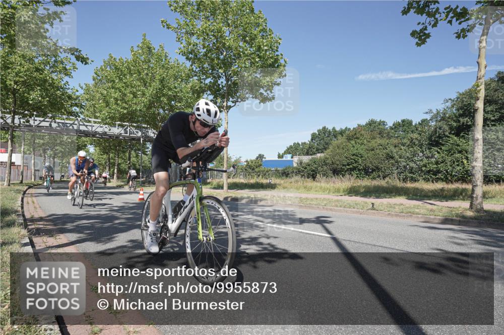 09.08.2026 - GEWOBA Citytriathlon Bremen Michael Burmester http://msf.ph/oto/9955873 09.08.2026 12:28:21 Radfahren 549, 631, 661, 666, 676, 690, 862, 951, 1002, 1148 meine-sportfotos.de