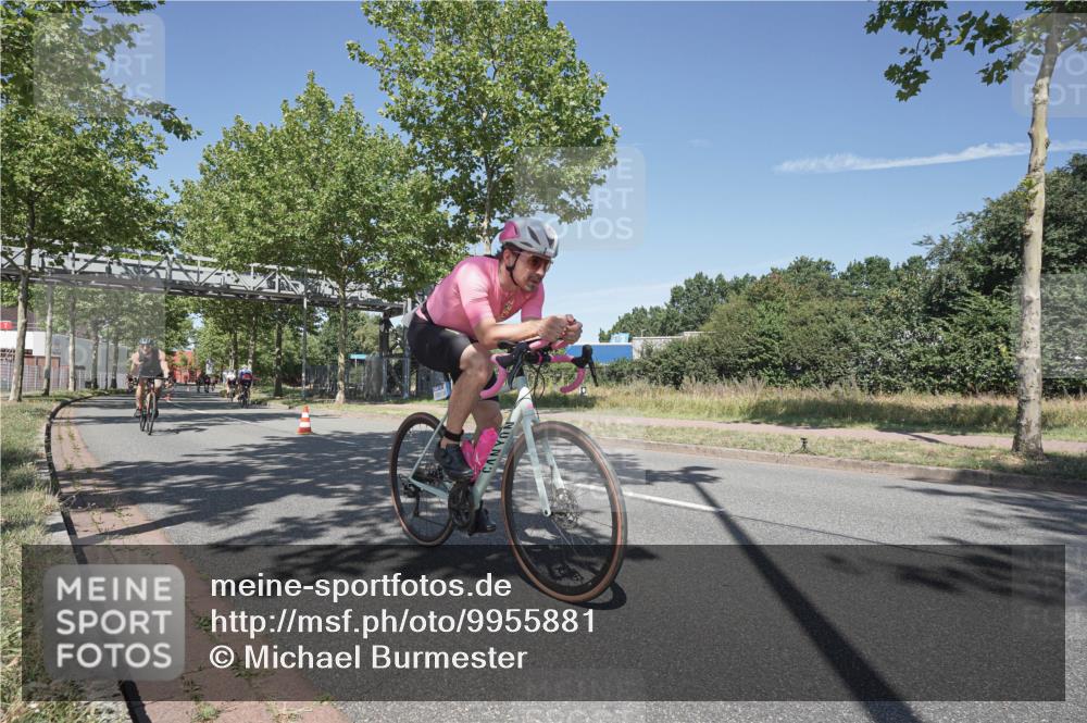 09.08.2026 - GEWOBA Citytriathlon Bremen Michael Burmester http://msf.ph/oto/9955881 09.08.2026 12:28:33 Radfahren 549, 610, 619, 631, 652, 676, 698, 719, 862 meine-sportfotos.de