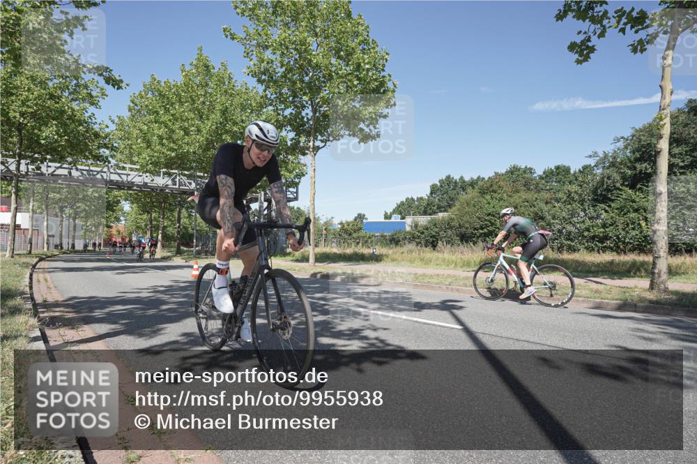 09.08.2026 - GEWOBA Citytriathlon Bremen Michael Burmester http://msf.ph/oto/9955938 09.08.2026 12:29:51 Radfahren 616, 618, 641, 642, 963, 964, 1011 meine-sportfotos.de