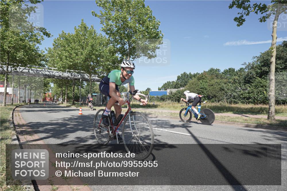 09.08.2026 - GEWOBA Citytriathlon Bremen Michael Burmester http://msf.ph/oto/9955955 09.08.2026 12:30:24 Radfahren 591, 605, 677, 683, 746, 747, 1116, 1117, 1149 meine-sportfotos.de