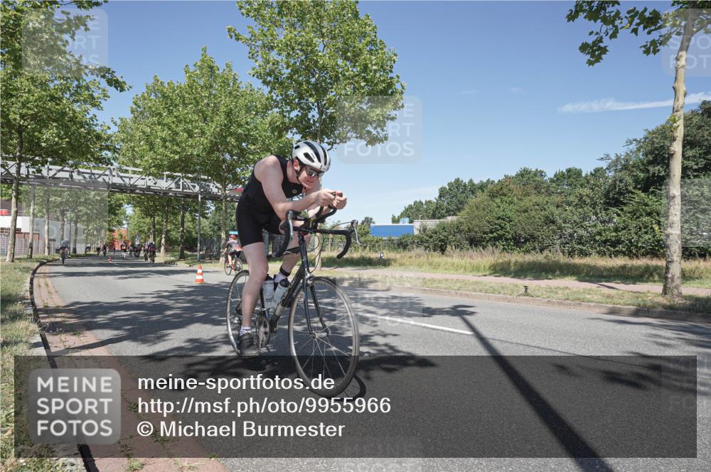 09.08.2026 - GEWOBA Citytriathlon Bremen Michael Burmester http://msf.ph/oto/9955966 09.08.2026 12:30:33 Radfahren 544, 605, 683, 746, 794, 959, 993, 1019, 1116, 1117, 1149 meine-sportfotos.de