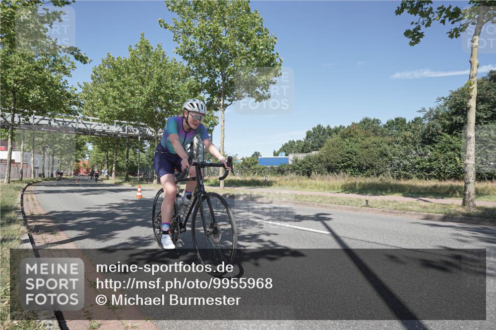 09.08.2026 - GEWOBA Citytriathlon Bremen Michael Burmester http://msf.ph/oto/9955968 09.08.2026 12:30:36 Radfahren 544, 605, 683, 746, 794, 959, 993, 1019, 1116, 1117, 1149 meine-sportfotos.de