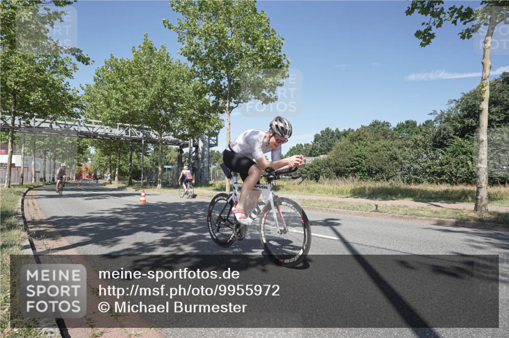 09.08.2026 - GEWOBA Citytriathlon Bremen Michael Burmester http://msf.ph/oto/9955972 09.08.2026 12:30:50 Radfahren 547, 662, 946, 1019 meine-sportfotos.de