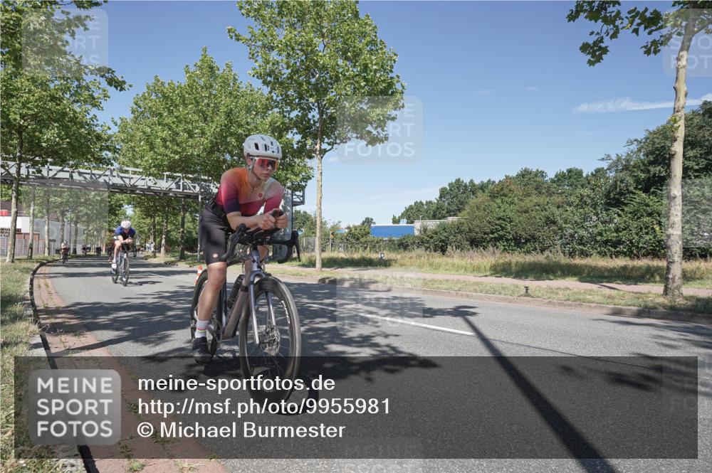 09.08.2026 - GEWOBA Citytriathlon Bremen Michael Burmester http://msf.ph/oto/9955981 09.08.2026 12:31:06 Radfahren 580, 685, 710, 721, 775, 824, 852, 882, 947 meine-sportfotos.de