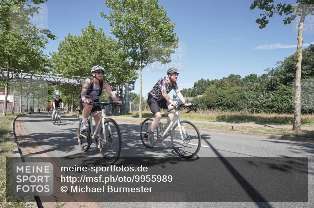 09.08.2026 - GEWOBA Citytriathlon Bremen Michael Burmester http://msf.ph/oto/9955989 09.08.2026 12:31:15 Radfahren 580, 589, 592, 645, 646, 685, 686, 710, 775, 793, 852, 909, 947, 1101, 1150 meine-sportfotos.de