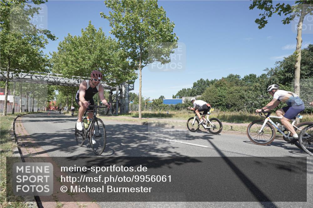 09.08.2026 - GEWOBA Citytriathlon Bremen Michael Burmester http://msf.ph/oto/9956061 09.08.2026 12:33:42 Radfahren 583, 615, 648, 679, 717, 750, 784, 1006 meine-sportfotos.de