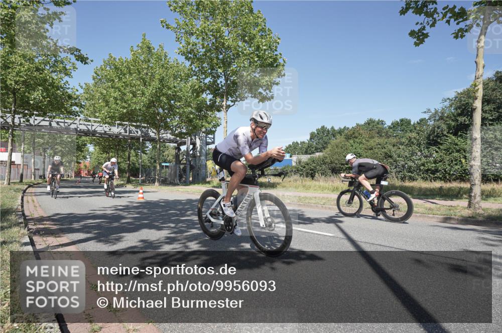 09.08.2026 - GEWOBA Citytriathlon Bremen Michael Burmester http://msf.ph/oto/9956093 09.08.2026 12:34:32 Radfahren 569, 628, 716, 726, 733, 808, 1130, 1160 meine-sportfotos.de