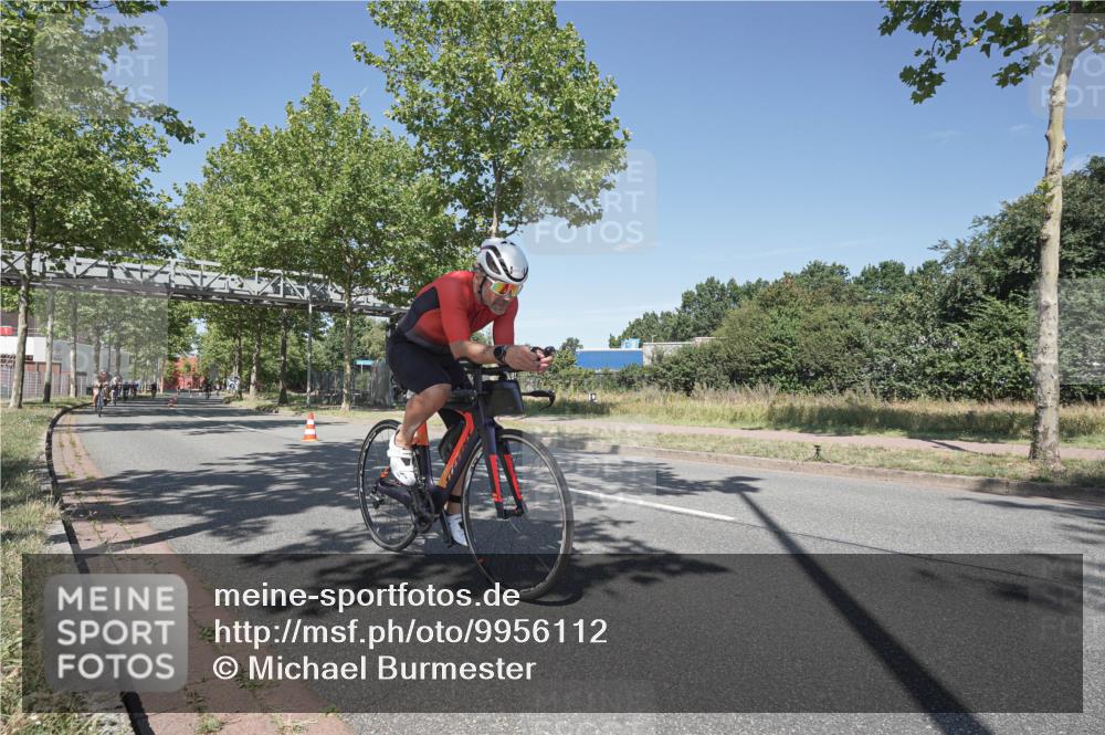 09.08.2026 - GEWOBA Citytriathlon Bremen Michael Burmester http://msf.ph/oto/9956112 09.08.2026 12:35:06 Radfahren 555, 574, 598, 624, 638, 756, 778, 807 meine-sportfotos.de