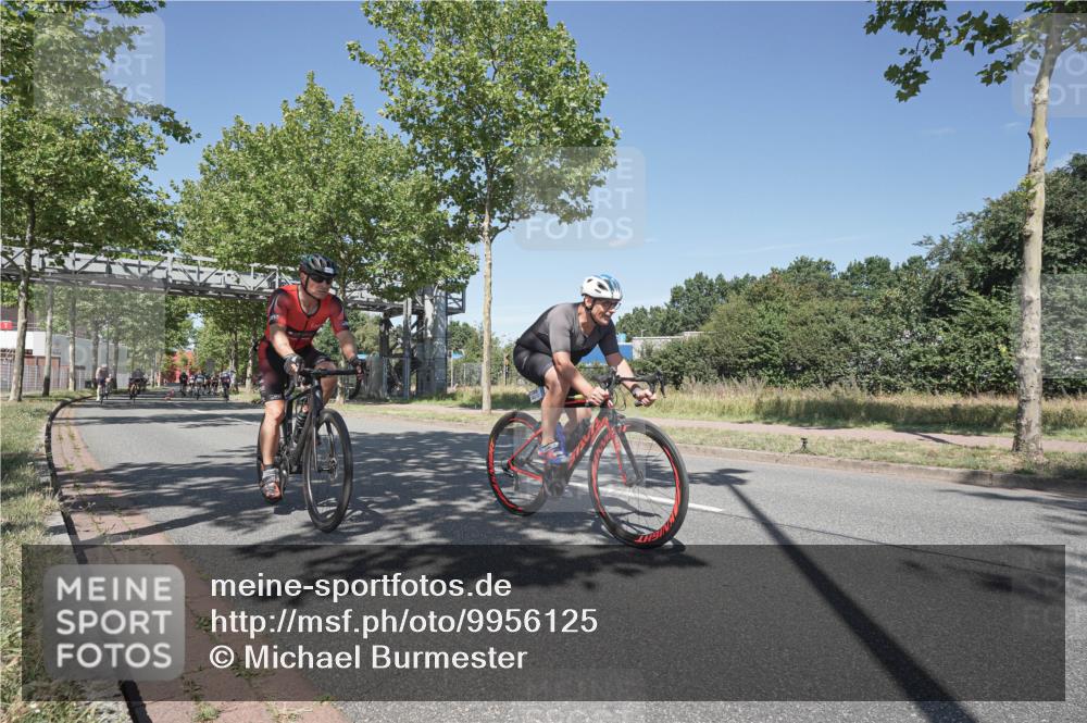 09.08.2026 - GEWOBA Citytriathlon Bremen Michael Burmester http://msf.ph/oto/9956125 09.08.2026 12:35:18 Radfahren 555, 574, 598, 600, 609, 624, 739, 773, 777, 778, 804, 807, 826, 846, 987, 1138 meine-sportfotos.de