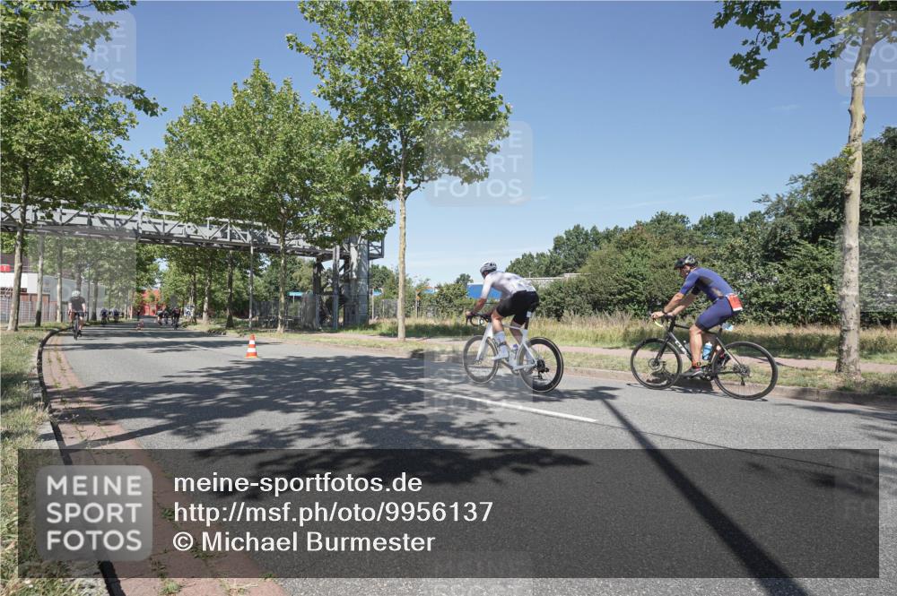 09.08.2026 - GEWOBA Citytriathlon Bremen Michael Burmester http://msf.ph/oto/9956137 09.08.2026 12:35:37 Radfahren 552, 758, 777, 814, 987 meine-sportfotos.de