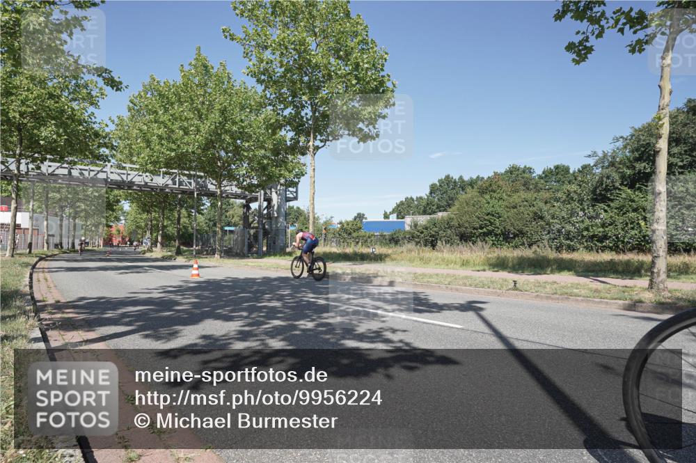 09.08.2026 - GEWOBA Citytriathlon Bremen Michael Burmester http://msf.ph/oto/9956224 09.08.2026 12:37:40 Radfahren 604, 639, 678, 727, 745, 816, 935, 1109 meine-sportfotos.de