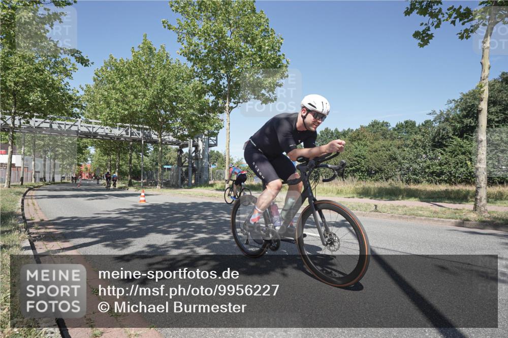 09.08.2026 - GEWOBA Citytriathlon Bremen Michael Burmester http://msf.ph/oto/9956227 09.08.2026 12:37:44 Radfahren 639, 678, 687, 727, 745, 816, 935, 1109 meine-sportfotos.de