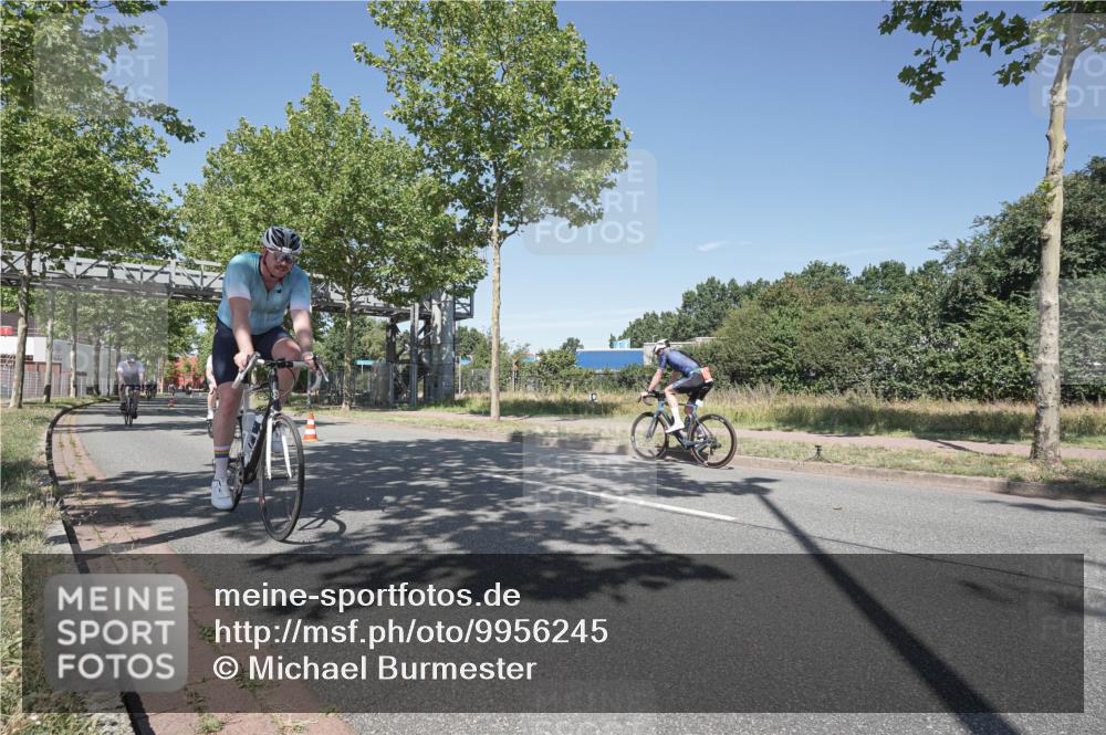 09.08.2026 - GEWOBA Citytriathlon Bremen Michael Burmester http://msf.ph/oto/9956245 09.08.2026 12:38:15 Radfahren 570, 596, 603, 672, 762, 763, 806, 886, 897, 911, 960 meine-sportfotos.de