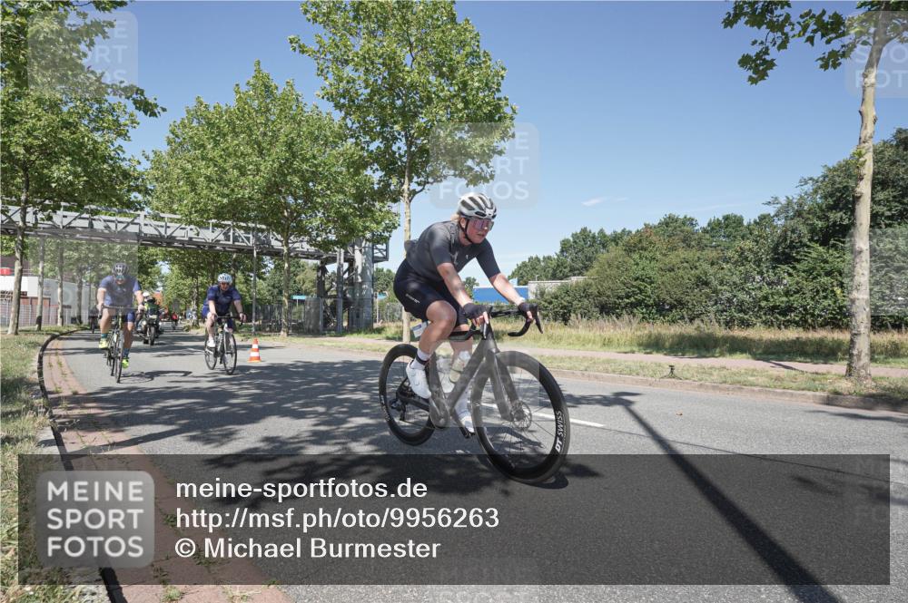 09.08.2026 - GEWOBA Citytriathlon Bremen Michael Burmester http://msf.ph/oto/9956263 09.08.2026 12:38:41 Radfahren 572, 577, 625, 637, 667, 798, 838, 844, 912, 1003, 1111, 1156 meine-sportfotos.de