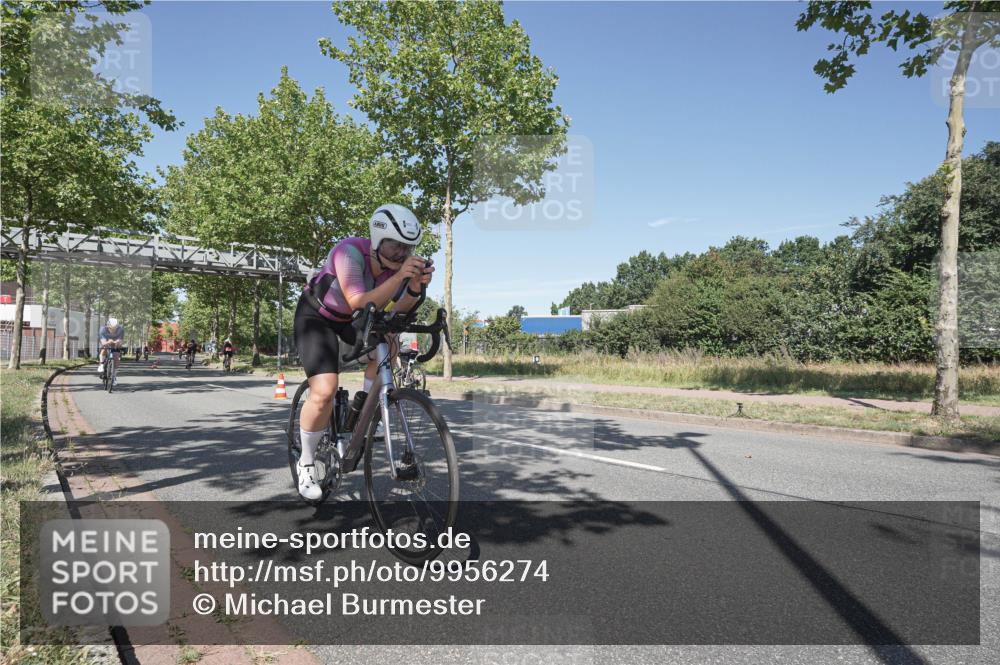 09.08.2026 - GEWOBA Citytriathlon Bremen Michael Burmester http://msf.ph/oto/9956274 09.08.2026 12:38:58 Radfahren 625, 694, 759, 770, 776, 798, 902, 1003 meine-sportfotos.de