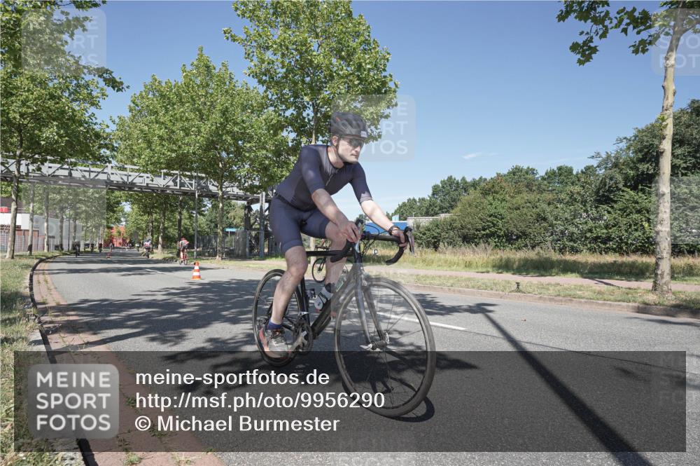 09.08.2026 - GEWOBA Citytriathlon Bremen Michael Burmester http://msf.ph/oto/9956290 09.08.2026 12:39:29 Radfahren 612, 656, 664, 705, 783, 817 meine-sportfotos.de
