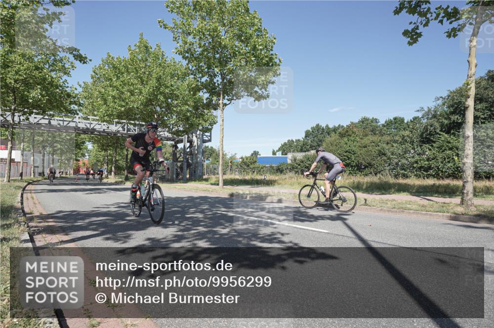 09.08.2026 - GEWOBA Citytriathlon Bremen Michael Burmester http://msf.ph/oto/9956299 09.08.2026 12:39:42 Radfahren 612, 693, 834, 840, 871, 896, 923, 998 meine-sportfotos.de