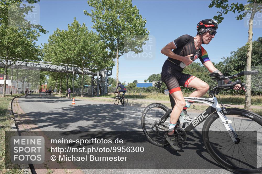 09.08.2026 - GEWOBA Citytriathlon Bremen Michael Burmester http://msf.ph/oto/9956300 09.08.2026 12:39:42 Radfahren 612, 693, 834, 840, 871, 896, 923, 998 meine-sportfotos.de