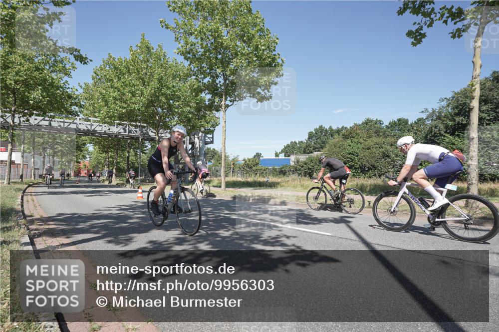 09.08.2026 - GEWOBA Citytriathlon Bremen Michael Burmester http://msf.ph/oto/9956303 09.08.2026 12:39:44 Radfahren 612, 693, 834, 840, 871, 896, 923, 998, 1154 meine-sportfotos.de