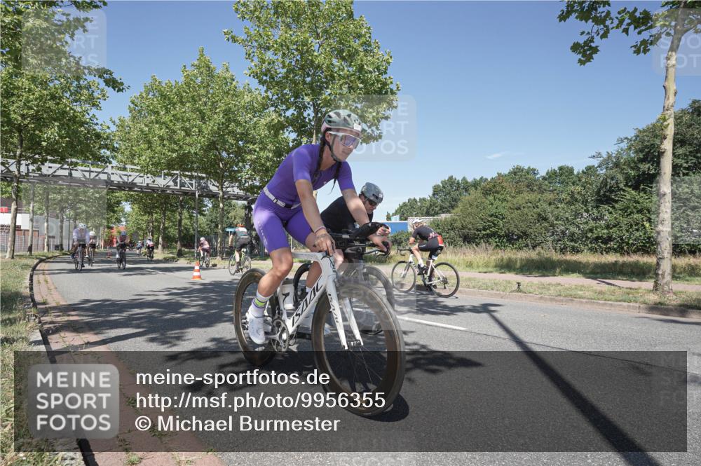 09.08.2026 - GEWOBA Citytriathlon Bremen Michael Burmester http://msf.ph/oto/9956355 09.08.2026 12:40:49 Radfahren 586, 601, 620, 644, 651, 774, 805, 810, 976, 1136 meine-sportfotos.de
