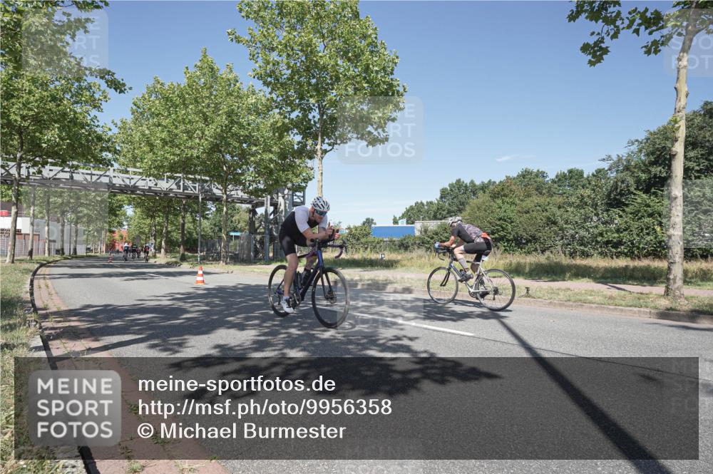 09.08.2026 - GEWOBA Citytriathlon Bremen Michael Burmester http://msf.ph/oto/9956358 09.08.2026 12:40:53 Radfahren 586, 601, 620, 644, 651, 774, 800, 805, 848, 976 meine-sportfotos.de