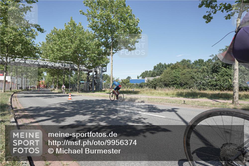 09.08.2026 - GEWOBA Citytriathlon Bremen Michael Burmester http://msf.ph/oto/9956374 09.08.2026 12:41:26 Radfahren 548, 602, 702, 711, 740, 858, 915, 982, 1020 meine-sportfotos.de