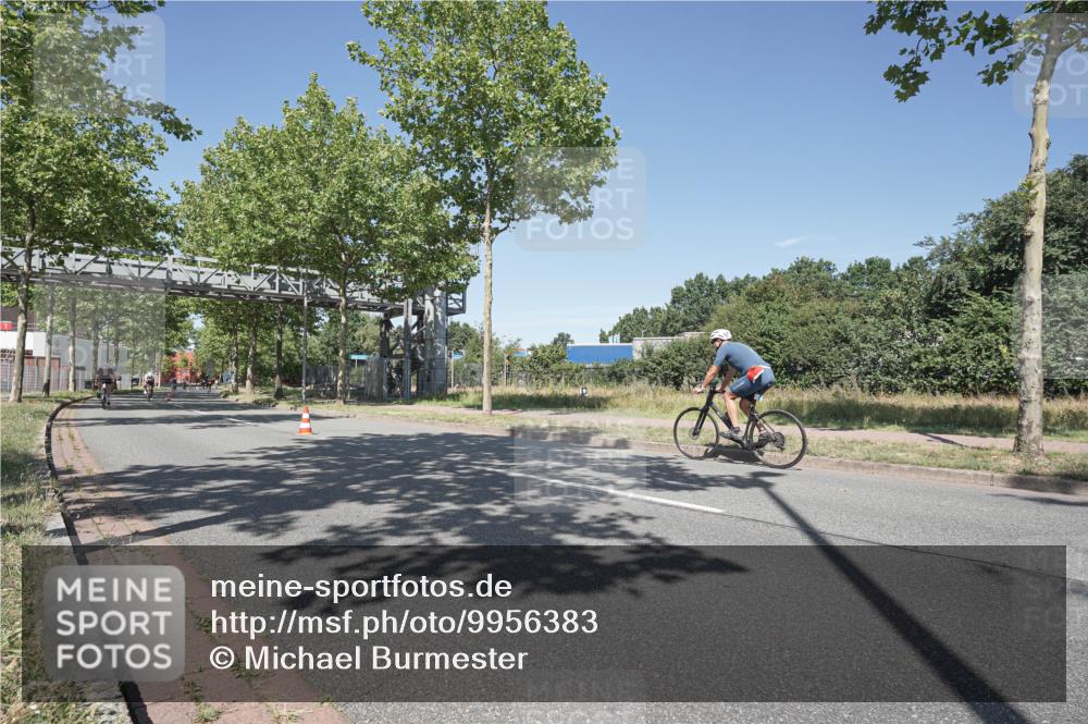 09.08.2026 - GEWOBA Citytriathlon Bremen Michael Burmester http://msf.ph/oto/9956383 09.08.2026 12:41:36 Radfahren 548, 602, 711, 731, 740, 766, 767, 873, 915, 933, 940, 982, 1020, 1121, 1159 meine-sportfotos.de