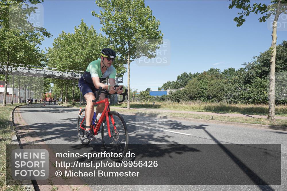 09.08.2026 - GEWOBA Citytriathlon Bremen Michael Burmester http://msf.ph/oto/9956426 09.08.2026 12:42:45 Radfahren 681, 720, 785, 885, 890, 942, 966, 1104, 1140 meine-sportfotos.de